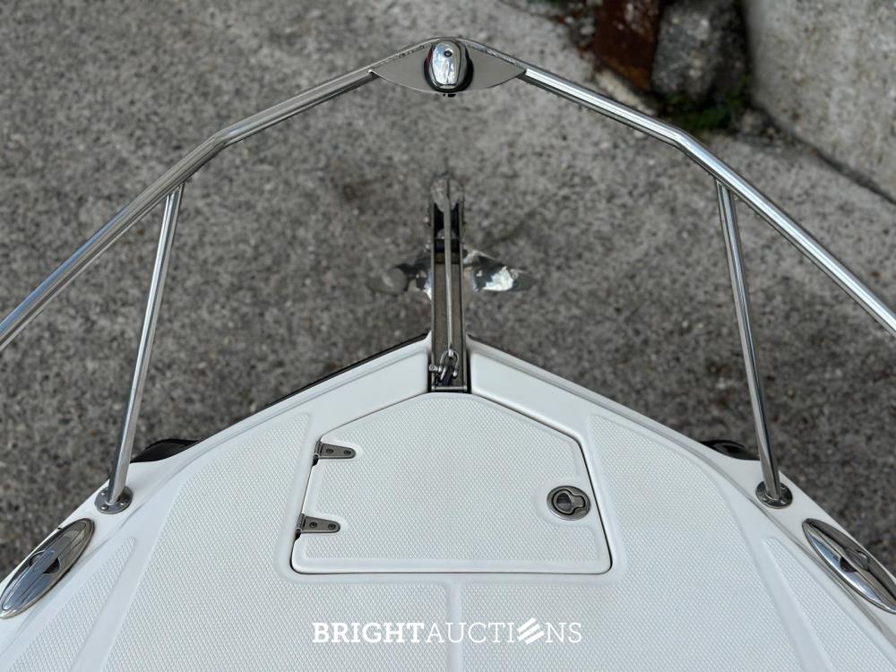 Chaparral 225 SSi Sportboot / Speedboot met Kajuit, MerCruiser 300pk – 2012