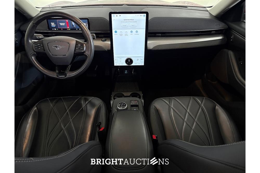 Ford Mustang RWD 75 kWh 269pk 2022 (Origineel-NL), P-598-LD