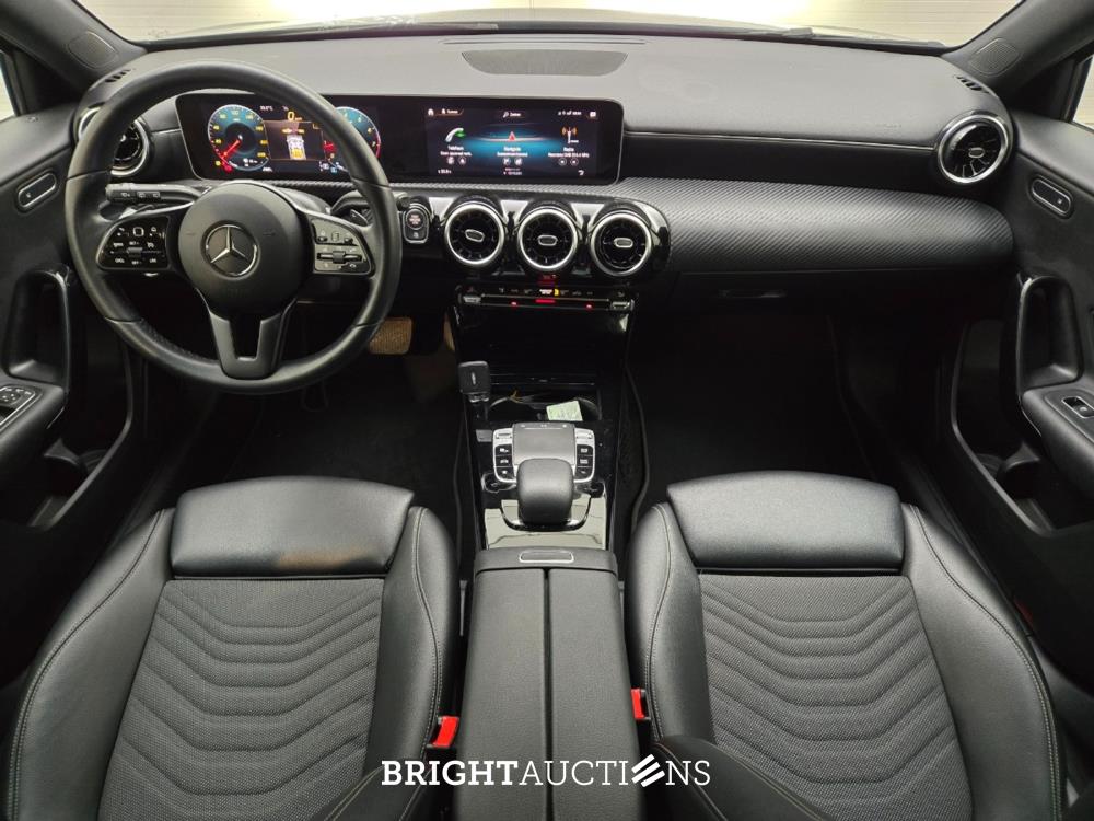 Mercedes-Benz A200 Business Solution Plus Upgrade 163pk 2018 (Origineel-NL) A-klasse, TX-098-J