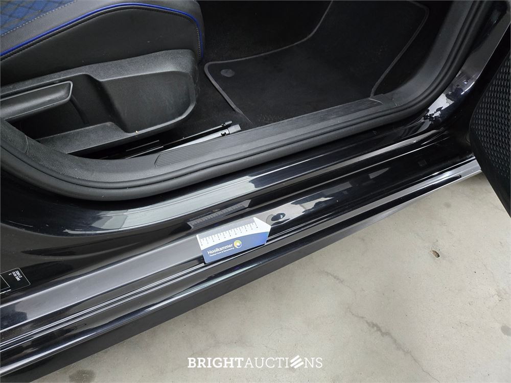 Volkswagen Golf R 4Motion 2.0 TSI 320pk 2021, Z-864-RH