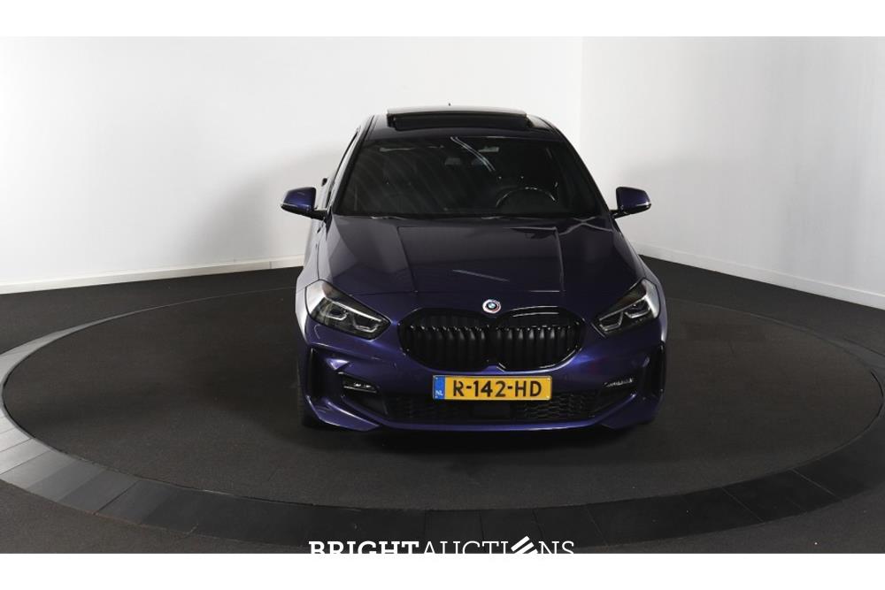 BMW 118i High Executive M Sport 136pk 2022 (Origineel-NL) 1-Serie, R-142-HD