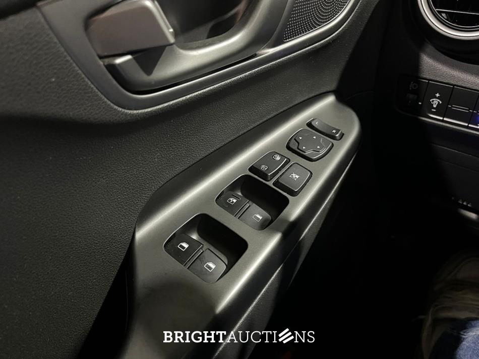 Hyundai Kona EV Comfort Smart 39 kWh 136pk 2020 (Origineel-NL), K-826-HF