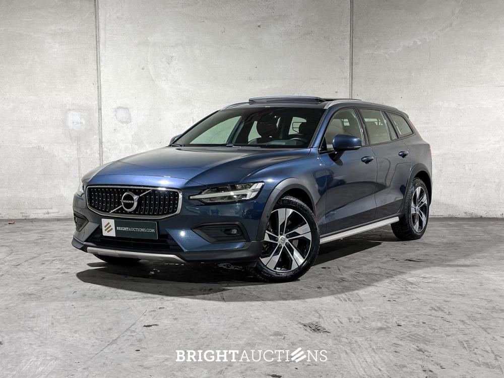 Volvo V60 Cross country Soft Hybride 2.0 B5 AWD pro 261pk 2020 (Origineel-NL), J-188-VT