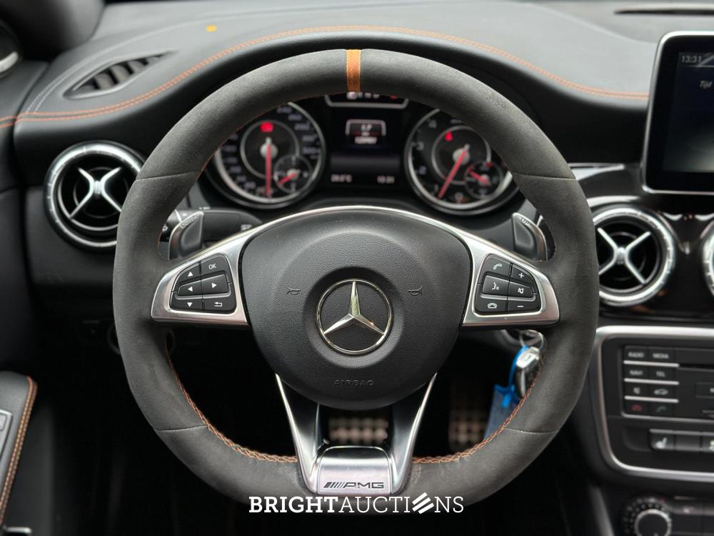 Mercedes-Benz CLA45 4Matic OrangeArt Edition CLA-klasse 360pk 2015, NL-Kenteken