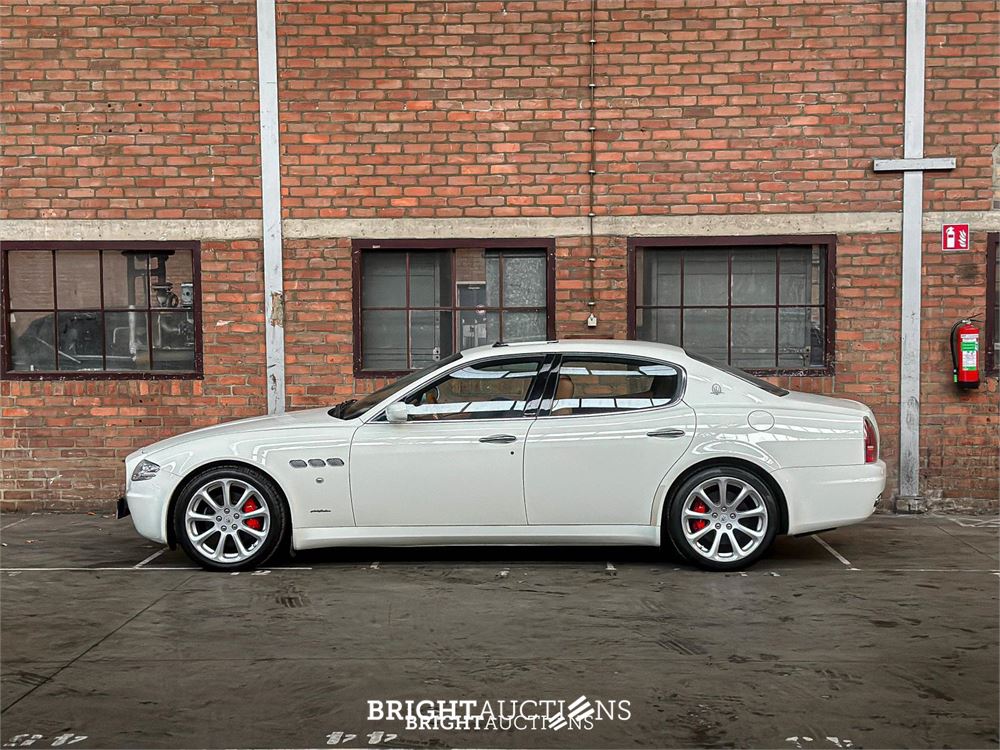 Maserati Quattroporte 4.2 V8 Executive GT 401pk 2007 Youngtimer