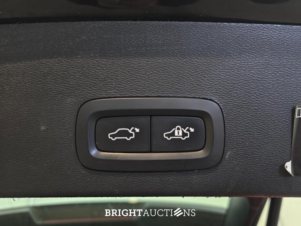 Volvo XC40 T4 Recharge Inscription Expression 1.5 211pk 2022 (Origineel-NL), P-822-BS