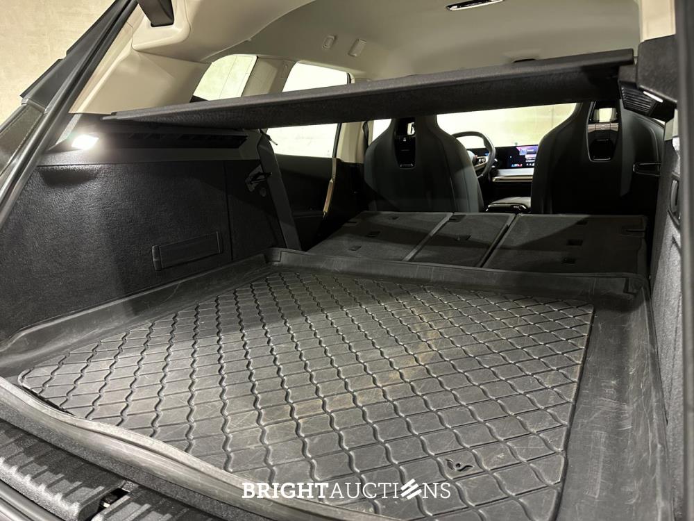 BMW iX xDrive40 Executive 77 kWh 326pk 2023 (Origineel-NL), T-756-HD