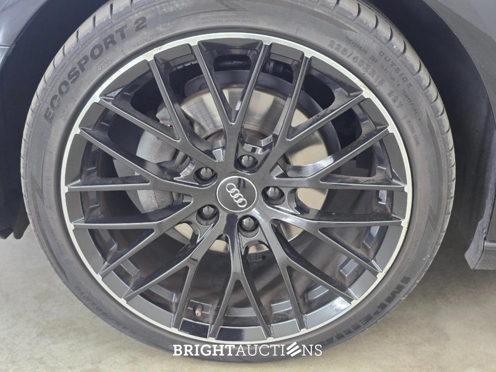 Audi A3 Sportback 30 Sport S Line Edition TFSI 116pk 2019 (Origineel-NL), ZV-837-X