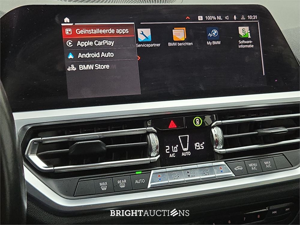 BMW 320i 3-serie Executive Edition 184pk 2019 (Origineel-NL) 3-Serie, XT-203-T