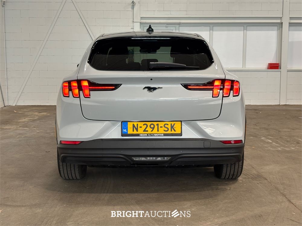 Ford Mustang Mach-E RWD 75 kWh 270pk 2021 (Origineel-NL), N-291-SK