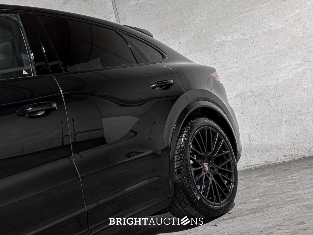 Porsche Cayenne Coupe Turbo 4.0 V8 549pk 2019, J-757-HF