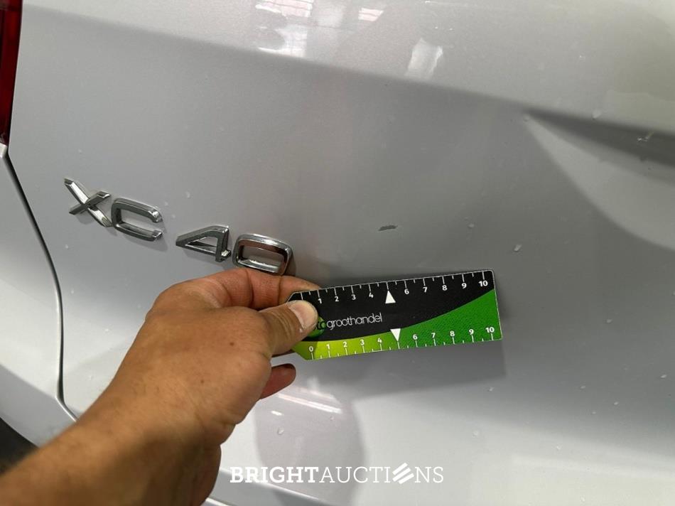 Volvo XC40 Recharge P8 R-Design Warmtepomp AWD 408pk 2021 (Origineel-NL), L-701-DV