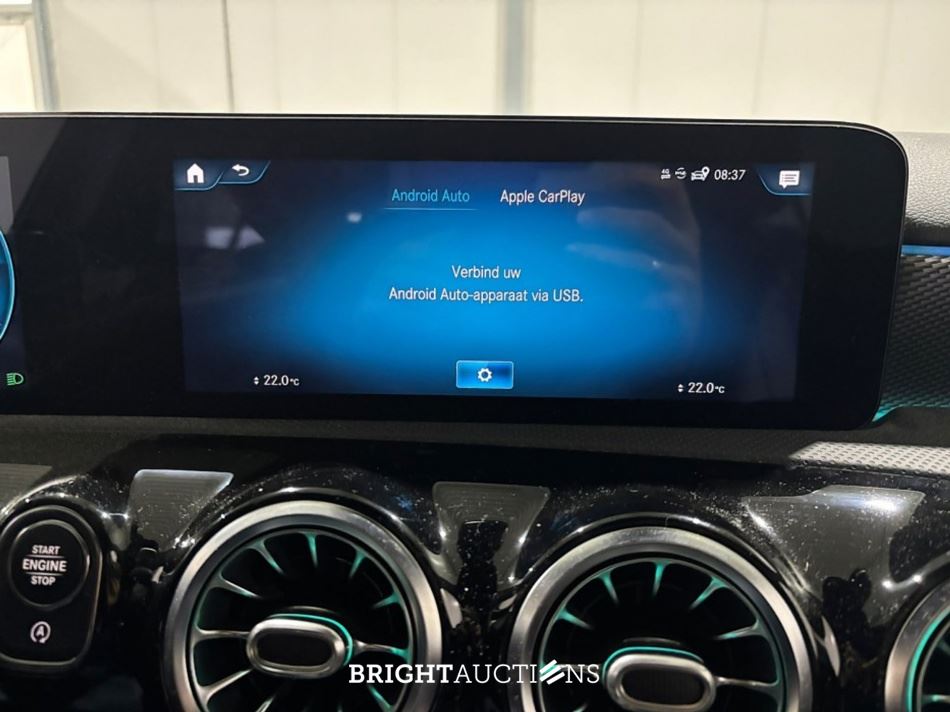 Mercedes-Benz A200 Limousine Business Solution Luxury 163pk 2020 (Origineel-NL) A-klasse, J-882-SR