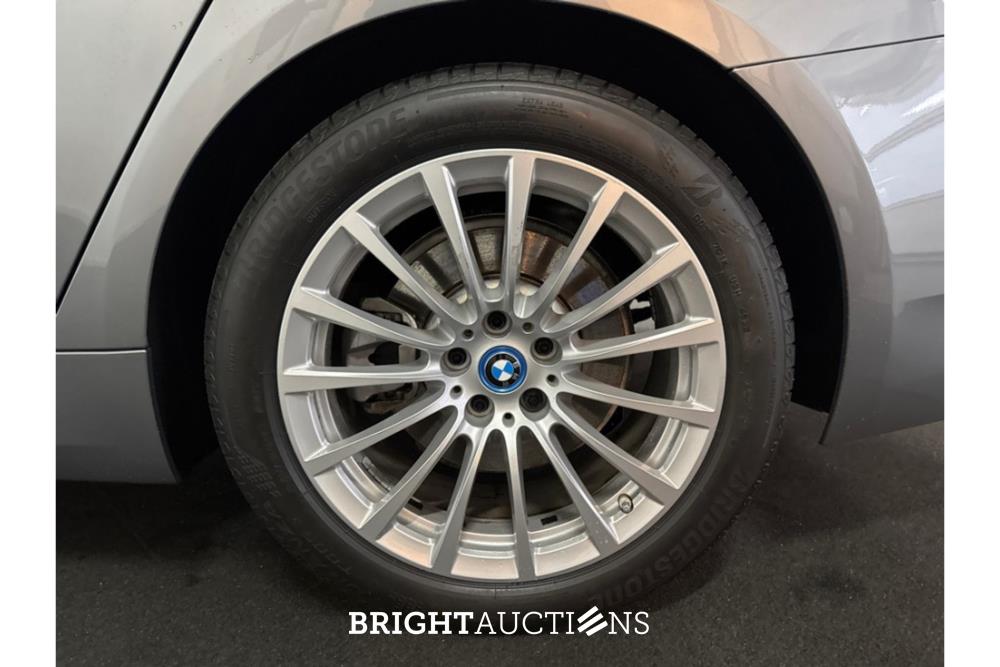 BMW 530e Business Edition Plus 292pk 2023 (Origineel-NL) 5-Serie, T-498-JN