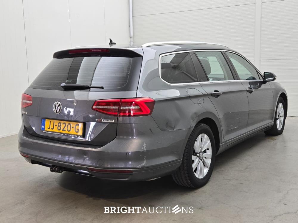 Volkswagen Passat Variant ACT Connected Series 1.4 TSI 150pk 2016 (Origineel-NL), JJ-820-G