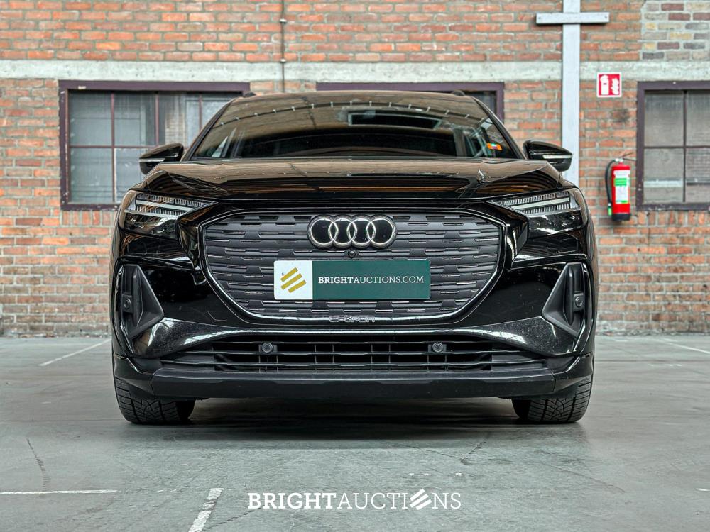 Audi Q4 e-tron 50 quattro Launch edition S Competition 77 kWh 299pk 2022 (Origineel-NL+1e eigenaar), P-122-GB 