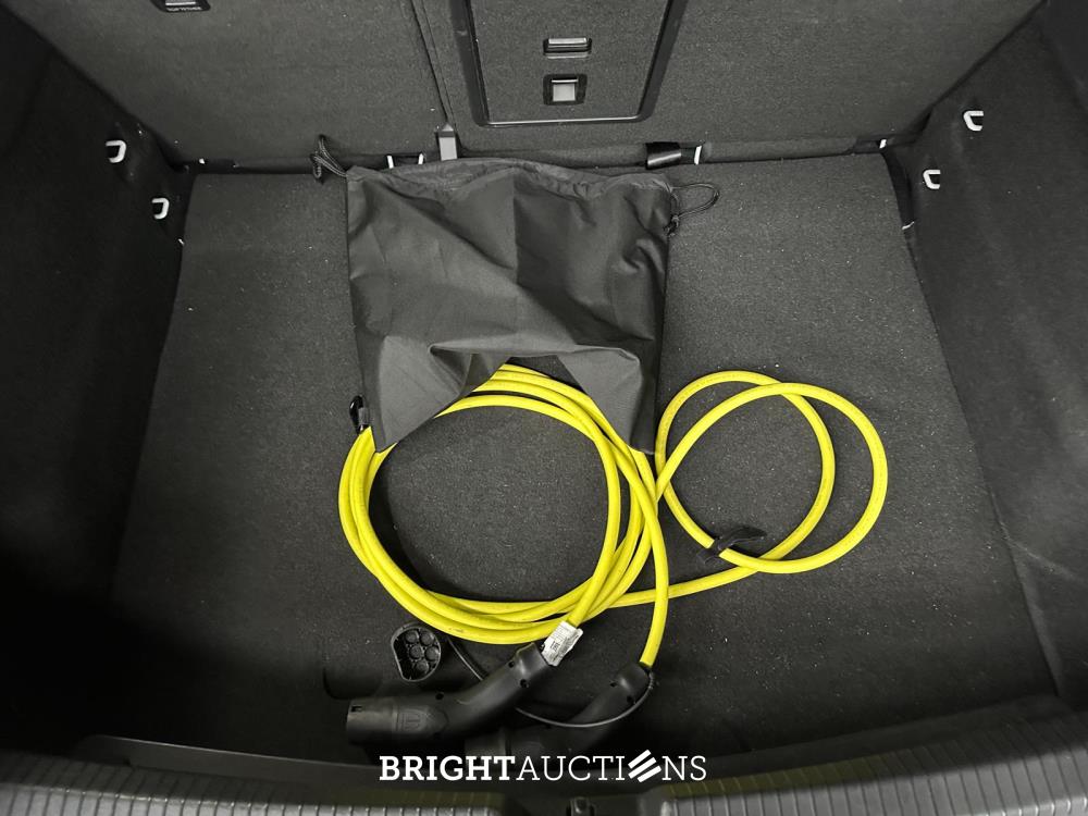 Volkswagen ID.3 First Plus 58 kWh 204pk 2020 (Origineel-NL) , K-328-HL