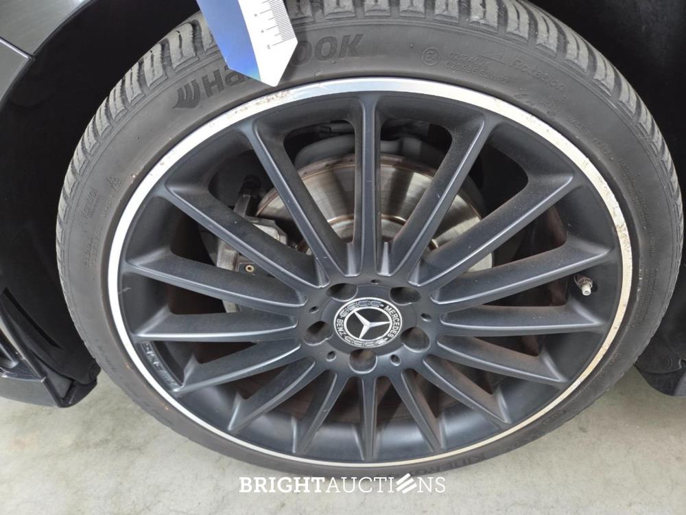 Mercedes-Benz A 180 Business Solution AMG 136pk 2019 A-klasse, Z-776-DL