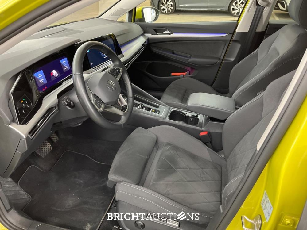 Volkswagen Golf 1.5 eTSI mhev life business 96kW -7 aut 1.5 DSG 131pk 2023 (Origineel-NL), T-044-ZF