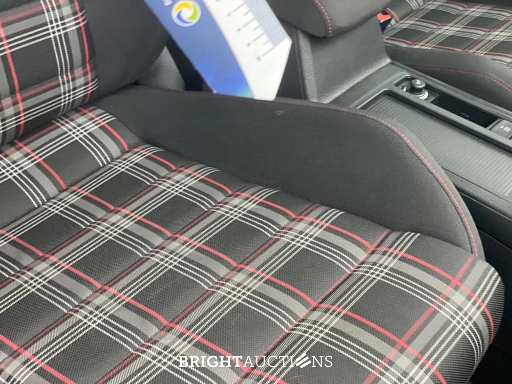 Volkswagen Golf GTI Performance 2.0 TSI 245pk 2020, R-486-FT