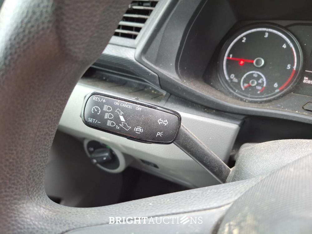 Volkswagen Transporter 2.0 TDI L1H1 26 Economy Business 90 pk 2021, VJN-72-V