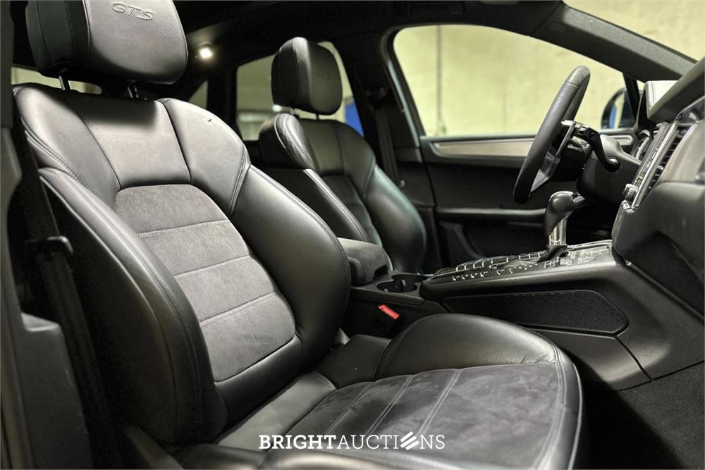 Porsche Macan GTS 3.0 V6 360pk 2018, R-860-XF