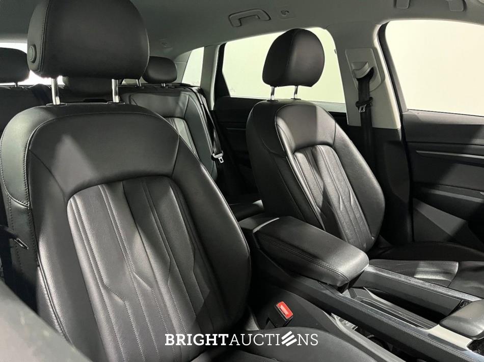 Audi e-tron 55 edition Quattro 95 kWh 408pk 2022 (Origineel-NL), P-016-NL