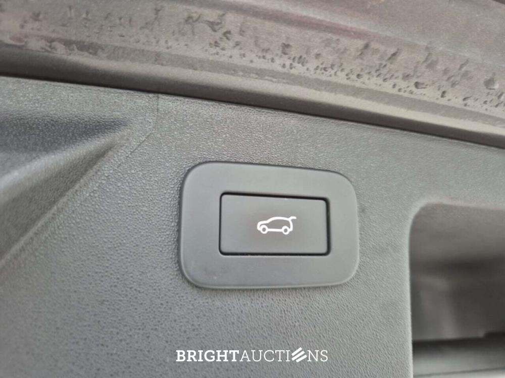 Land Rover Discovery Sport P300e Dynamic Se AWD 309pk 2023, 2EEB519