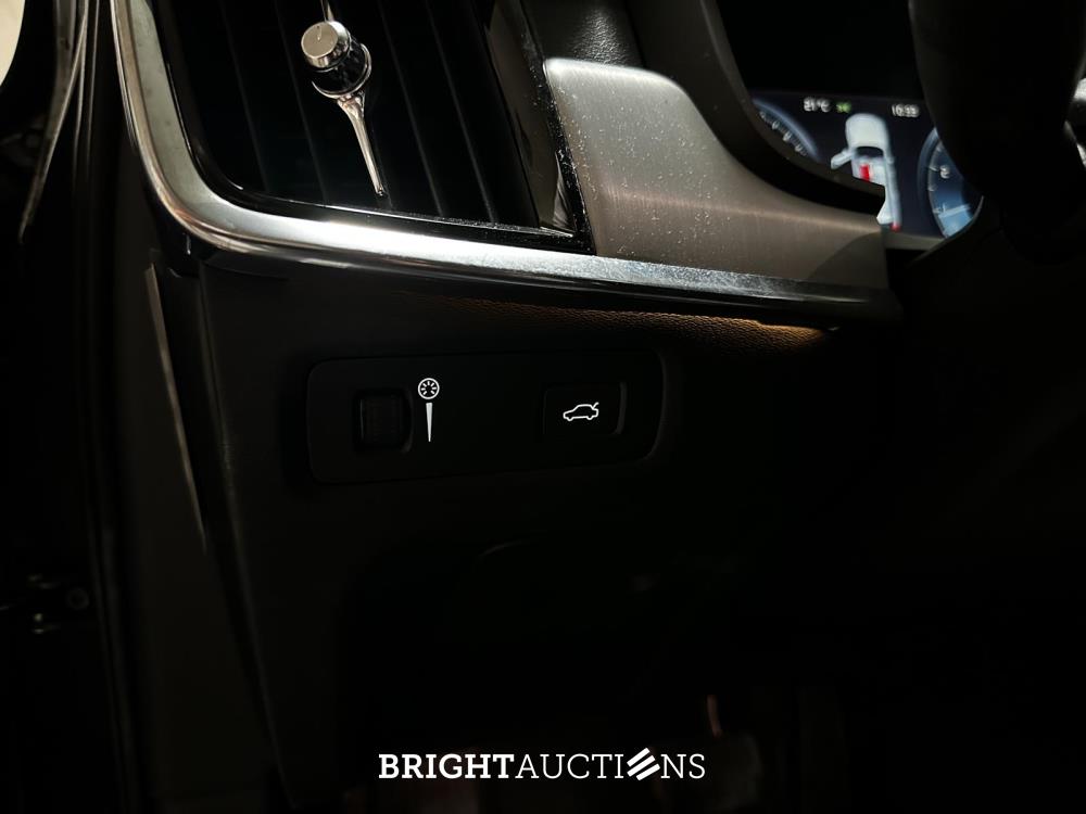 Volvo V90 2.0 T5 Momentum 254pk 2017 (Origineel-NL), PJ-218-K