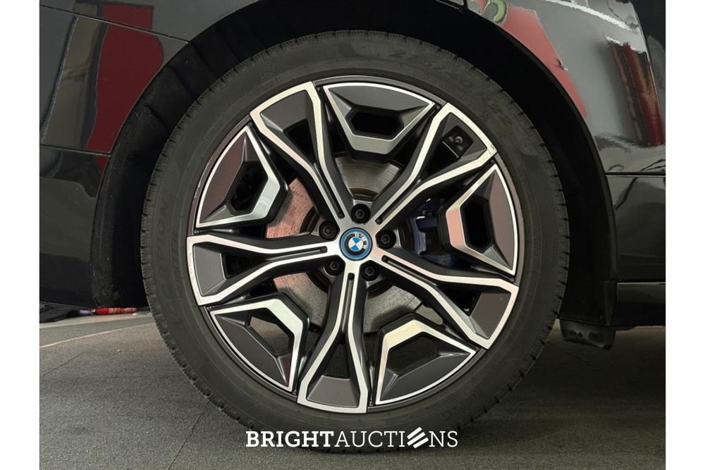 BMW iX xDrive40 Executive 77 kWh 326pk 2022 (Origineel-NL), P-510-KJ