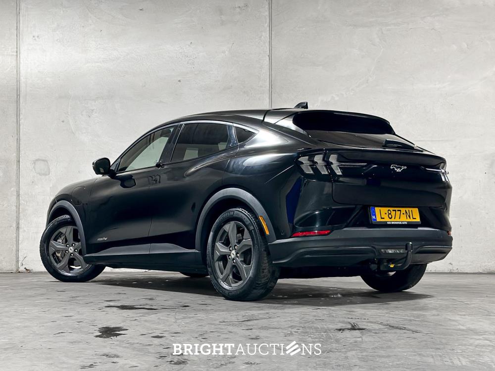 Ford Mustang Mach-E RWD 75 kWh 258pk 2021 (Origineel-NL + 1e eigenaar), L-877-NL