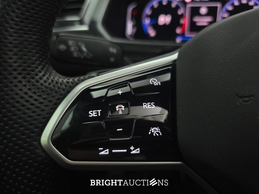 Volkswagen Tiguan R-Line Business 1.5 TSI 150pk 2022 (Origineel-NL), P-973-DF