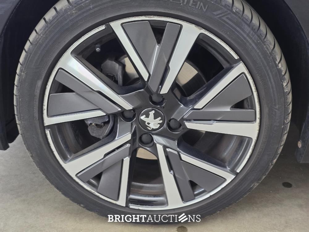 Peugeot 208 GT-Line 1.2 PureTech 102pk 2020 (Origineel-NL), H-864-HK