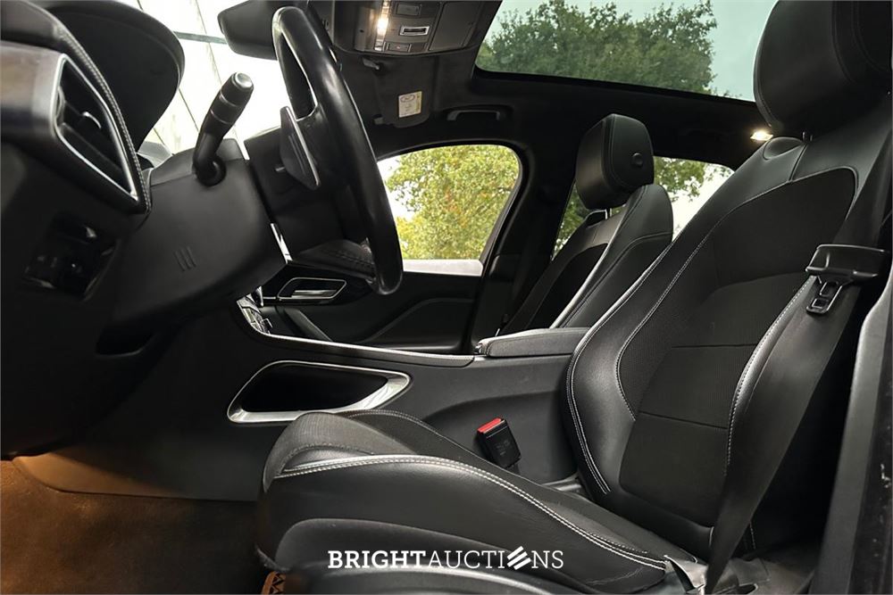 Jaguar F-Pace 2.0d AWD R-Sport 179pk 2019 (Origineel-NL & 2e Eigenaar), XS-172-X