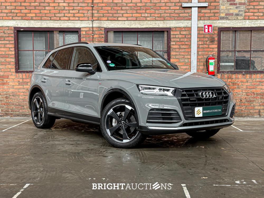 Audi Q5 2.0 TFSI Quattro Sport S Line Black Edition 252pk 2018 (Origineel-NL + 1e Eigenaar), TT-931-B
