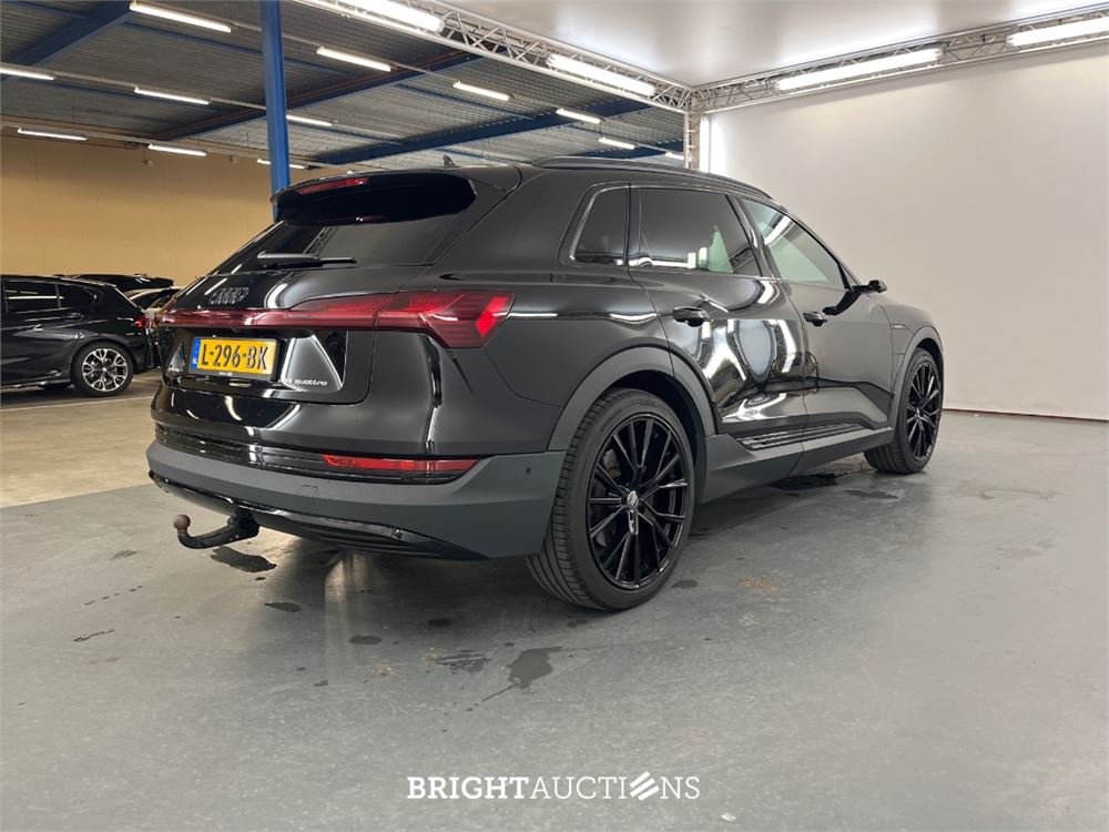 Audi e-tron 55 Business edition Plus Quattro 95 kWh 409pk 2020, L-296-BK