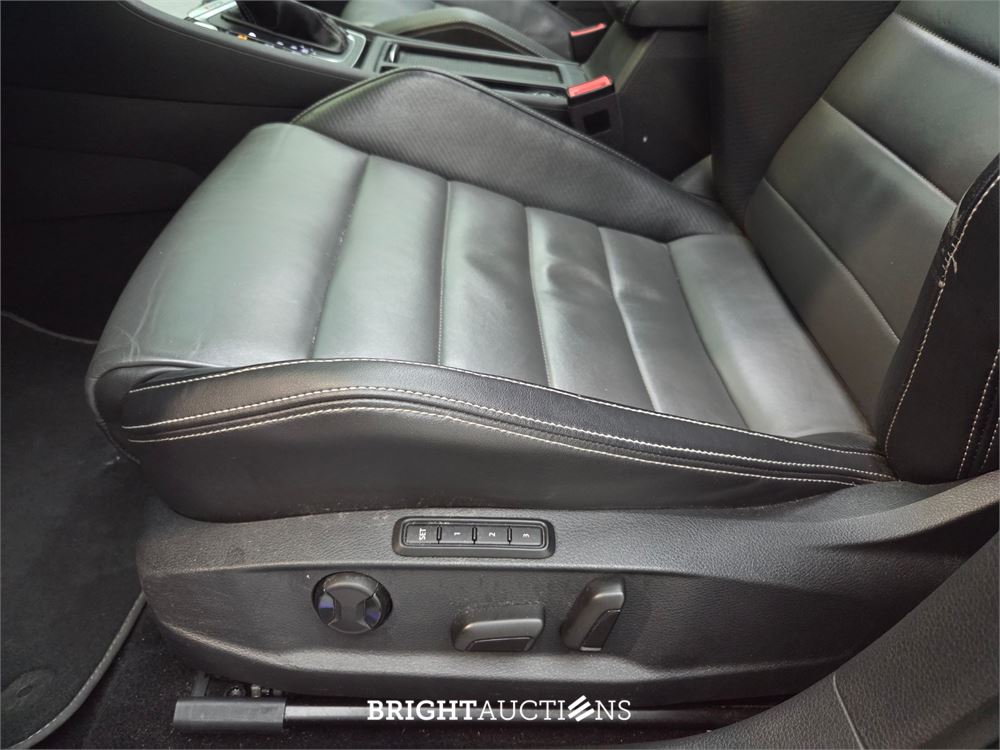 Volkswagen Golf 4Motion R 2.0 TSI 301pk 2019, HNP-37-D
