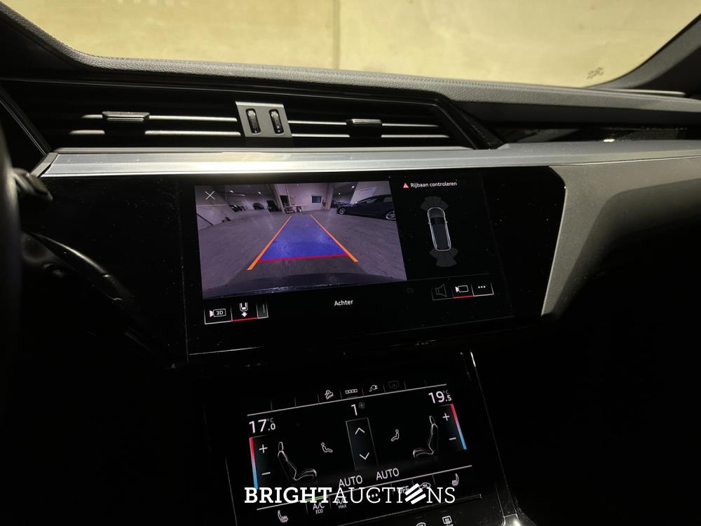 Audi e-tron 55 Quattro S Edition 95 kWh 408pk 2022 (Origineel-NL+1e eigenaar), R-708-BR