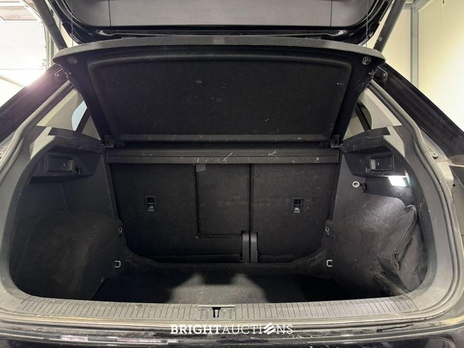 Volkswagen Tiguan Life 1.5 TSI 150pk 2022 (Origineel-NL), R-345-BZ