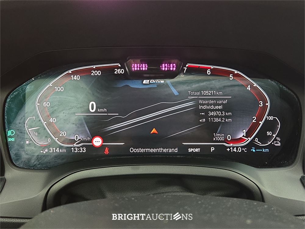 BMW 330e 3-serie Touring High Executive 296pk 2021 3-Serie, P-945-XT