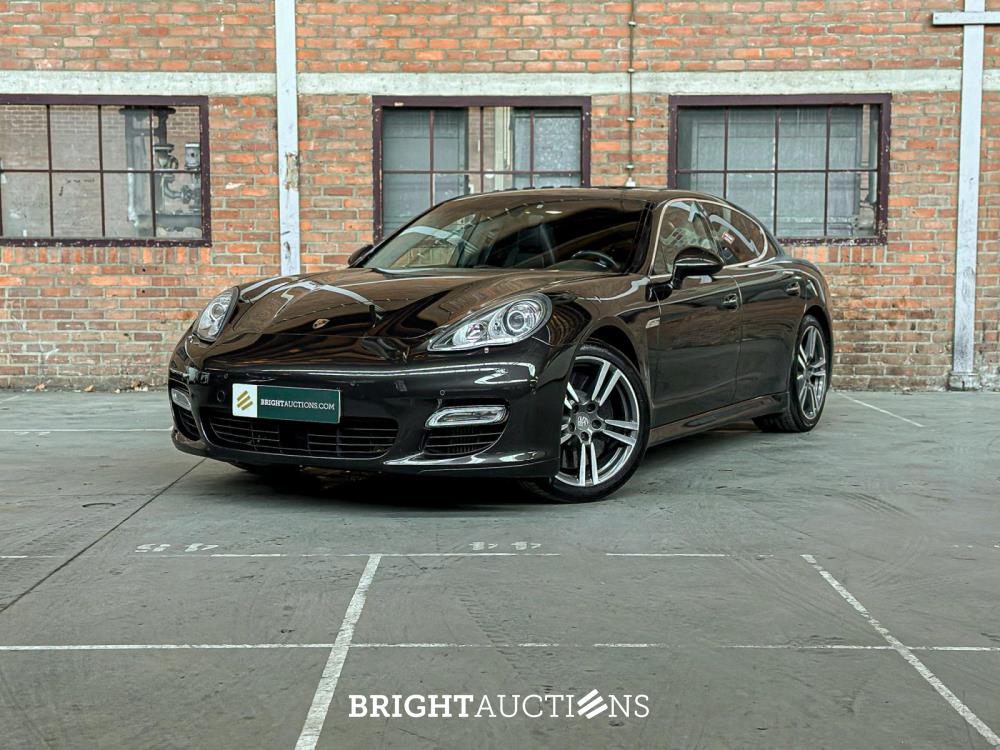 Porsche Panamera Turbo 4.8 V8 500pk 2009 Sport-Chrono, N-110-LT