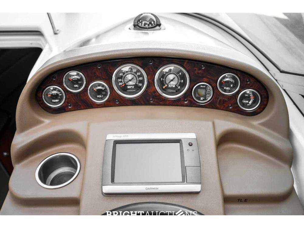 Crownline 266SC 2012 Speedboot (Mercruiser Motor 349,3PK) - (Trailer Harbeck BT3500M 62-WSJ-2)