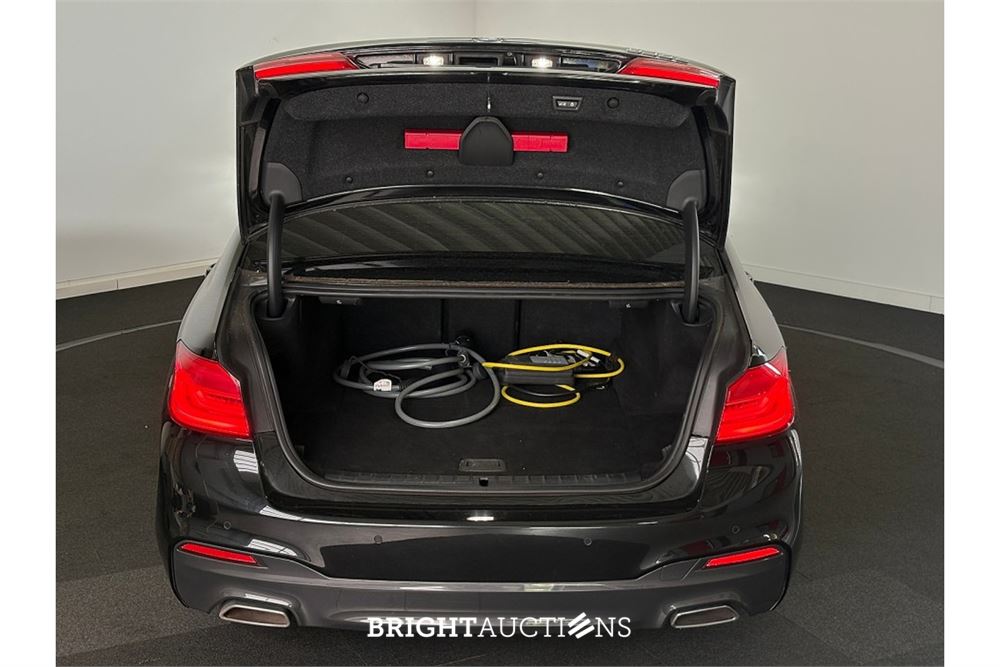 BMW 530e iPerformance eDrive Edition 296pk 2021 (Origineel-NL) 5-Serie, K-207-JG