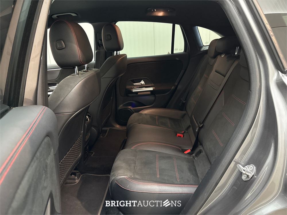 Mercedes-Benz EQA 25067 Business Solution AMG 67 kWh 191pk 2021 (Origineel-NL) EQA-Klasse, K-844-XV