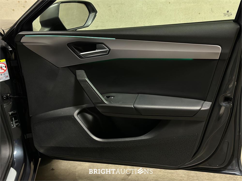 SEAT Leon Sportstourer 2.0 TDI FR Launch Edition 150pk 2020 (Origineel-NL + 1e eigenaar) Automaat, K-471-GB