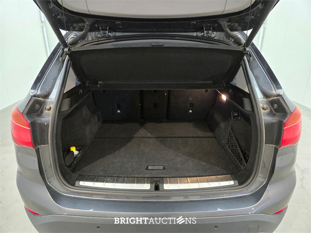 BMW X1 sDrive18d Corporate Lease Essential 150pk 2016 (Origineel-NL), HZ-429-Z