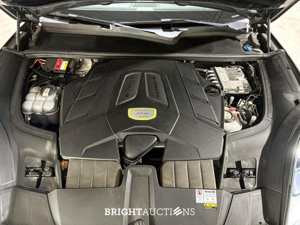 Porsche Cayenne Coupé 3.0 V6 E-Hybrid 462pk 2021 (Origineel-NL + 1e eigenaar), K-327-PV