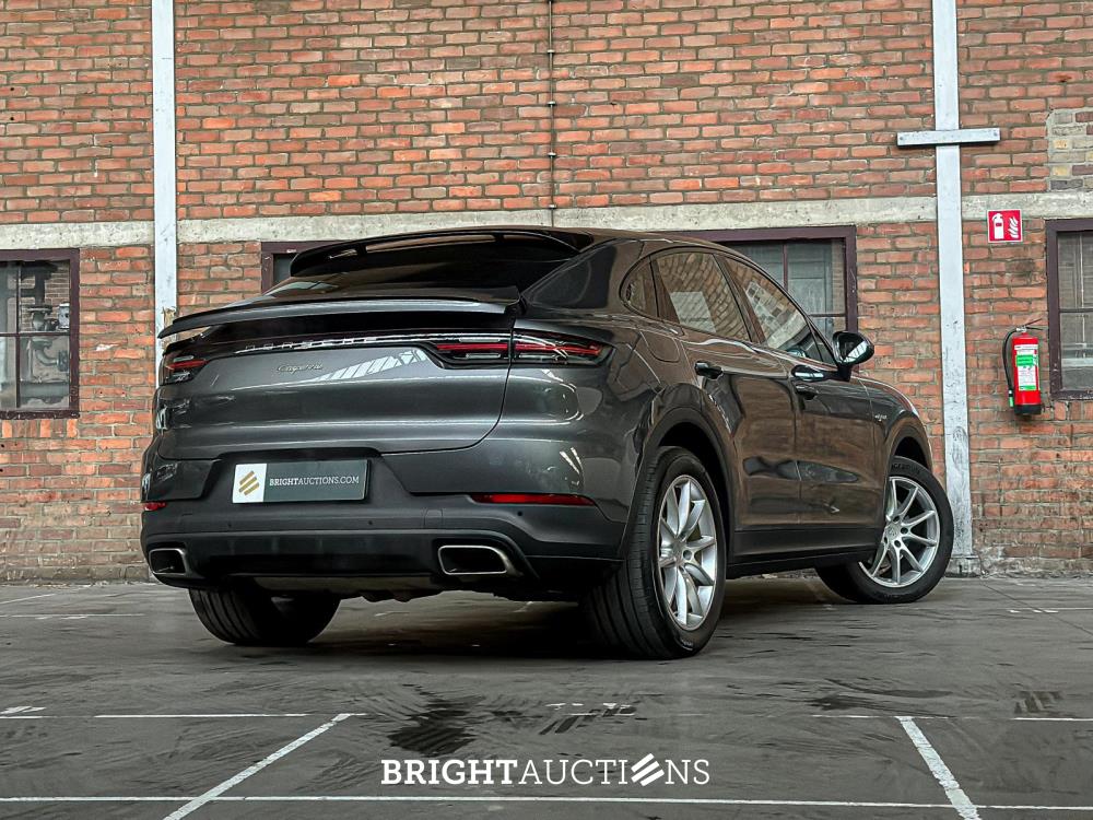 Porsche Cayenne Coupe 3.0 V6 E-Hybrid Sport-Chrono 462pk 2020, GTF-64-G
