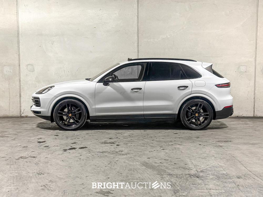 Porsche Cayenne 3.0 E-Hybrid Platinum Edition 462pk 2022, X-844-ZG