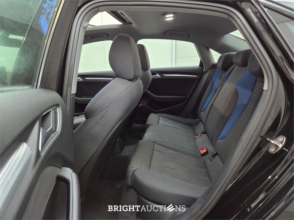 Audi A3 Limousine 30 Sport Lease Edition TFSI 116pk 2019 (Origineel-NL), ZG-933-F